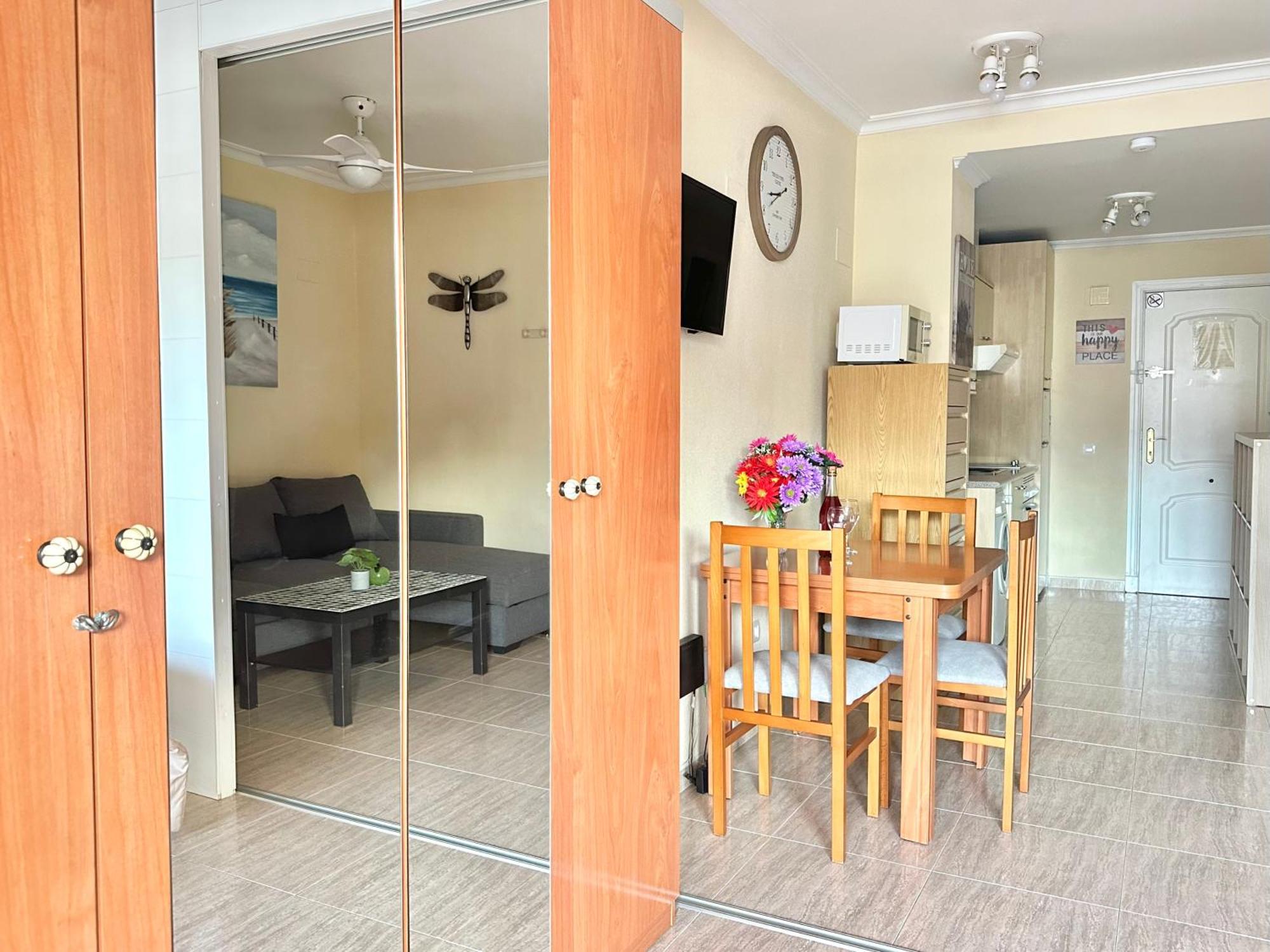 פואנגירולה Studio In Costa Del Sol, Sea, Sunshine & Views מראה חיצוני תמונה