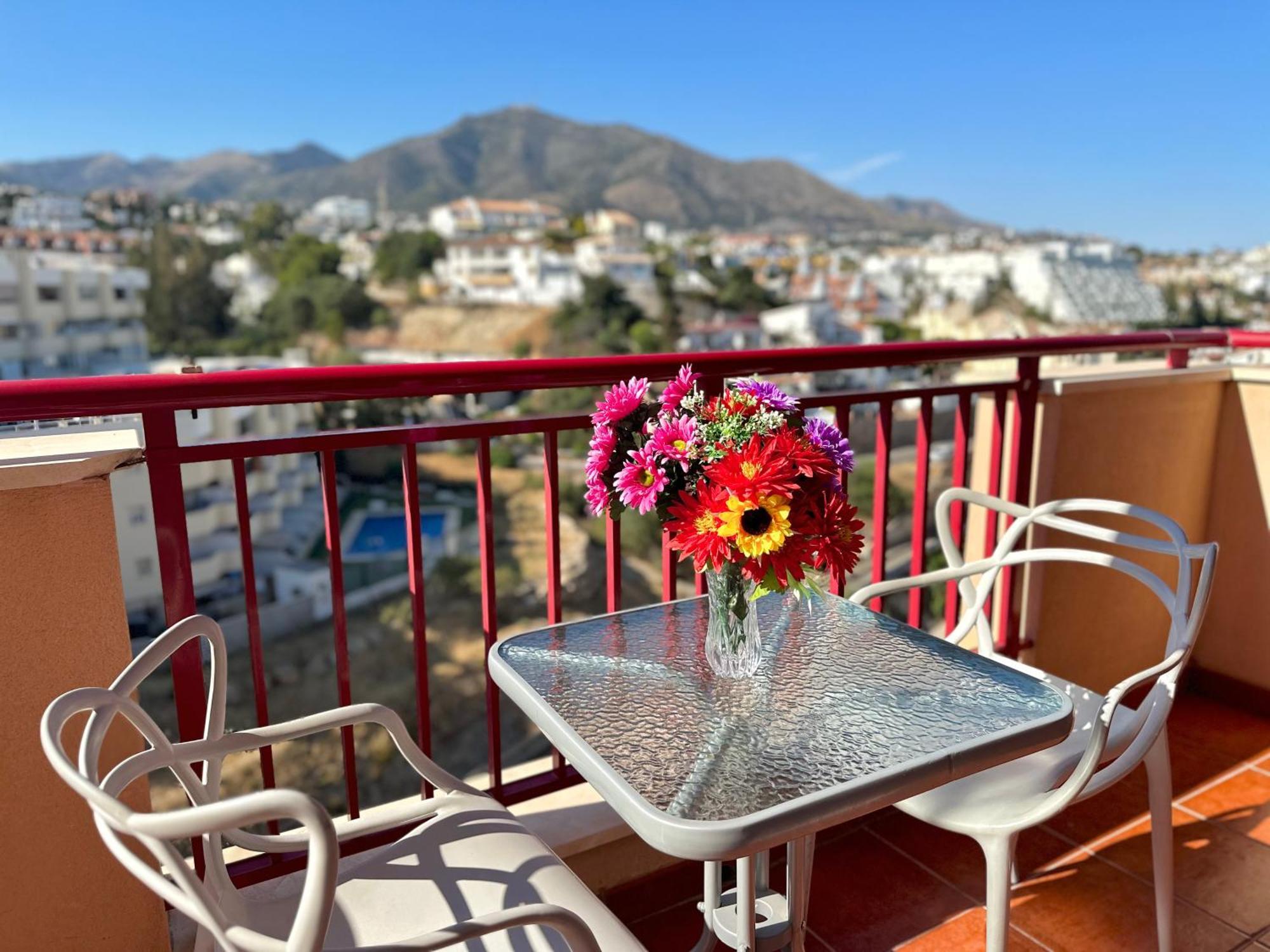 פואנגירולה Studio In Costa Del Sol, Sea, Sunshine & Views מראה חיצוני תמונה