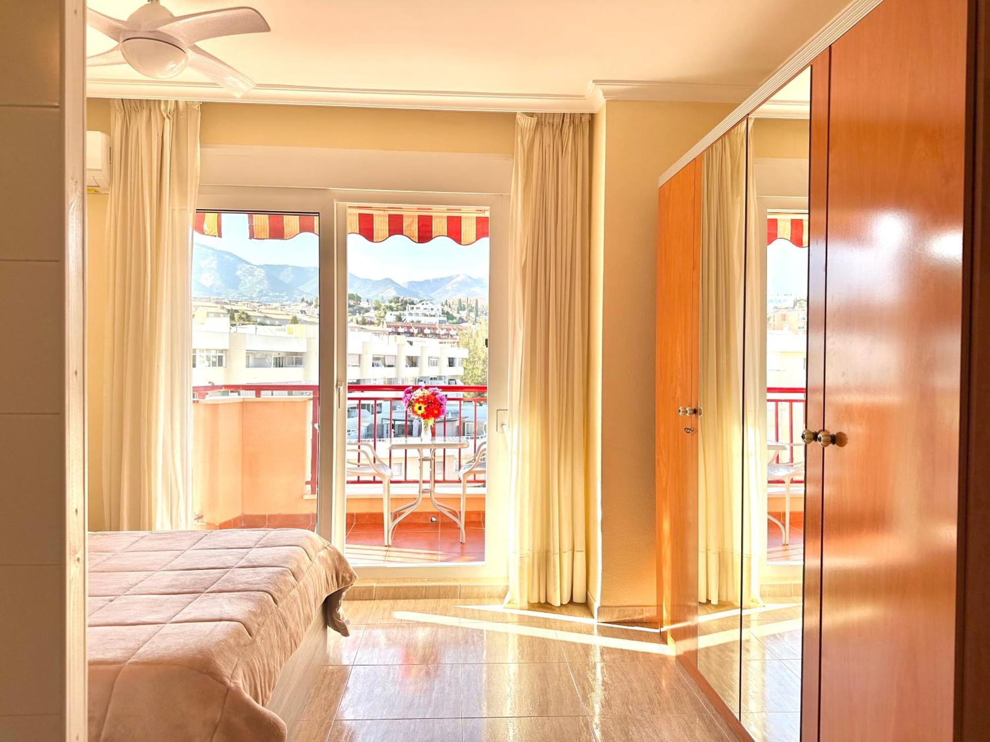 פואנגירולה Studio In Costa Del Sol, Sea, Sunshine & Views מראה חיצוני תמונה