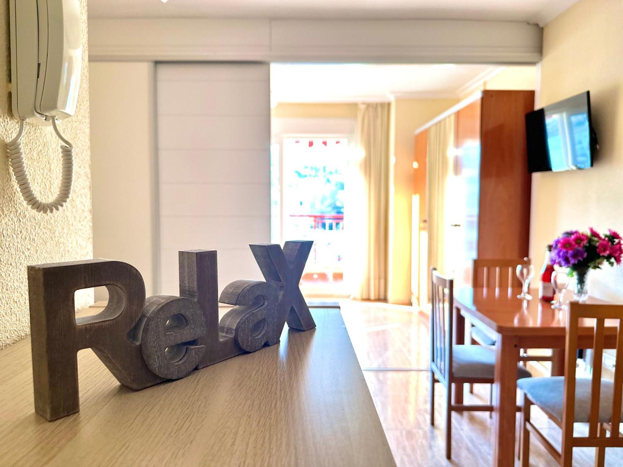 פואנגירולה Studio In Costa Del Sol, Sea, Sunshine & Views מראה חיצוני תמונה